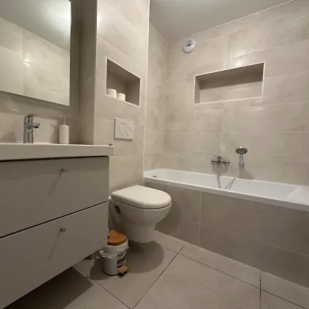 וילה Charming New House T4