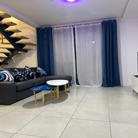 Charming New House T4 וילה *